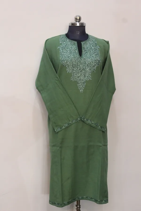Green_Embroidered_Ethnic_Kurta_For_Women