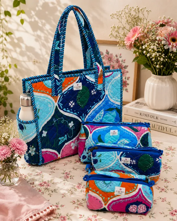 Small_Blue_Blossom_Tote_&_Pouch_combo