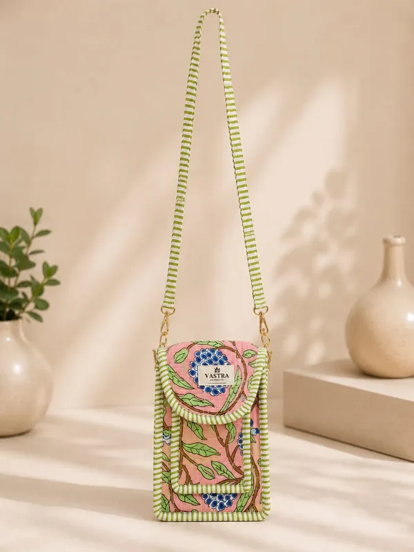 Custard_Apple_Bloom_Handblocked_Cotton_Quilted_Mobile_Sling_Bag