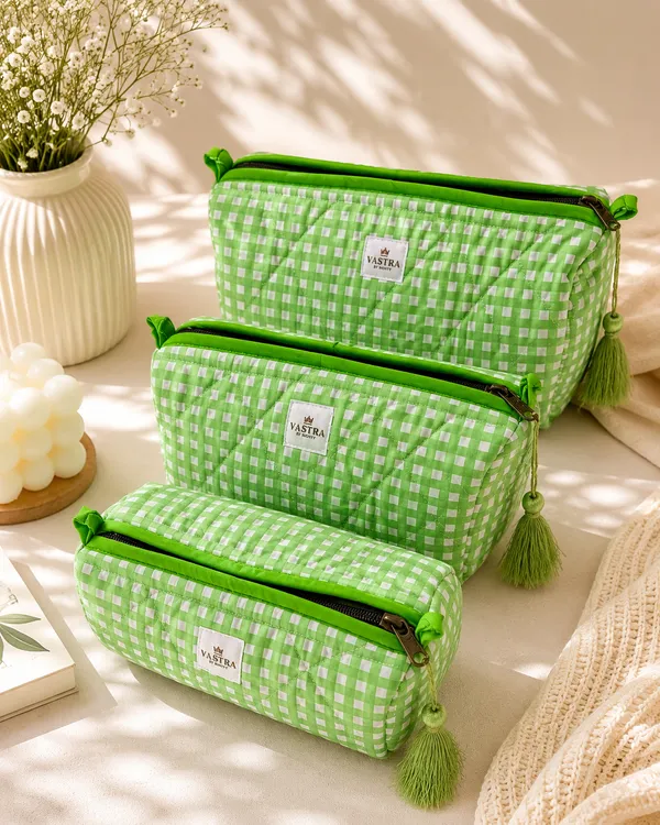 Green_Gingham_Pouch_Set
