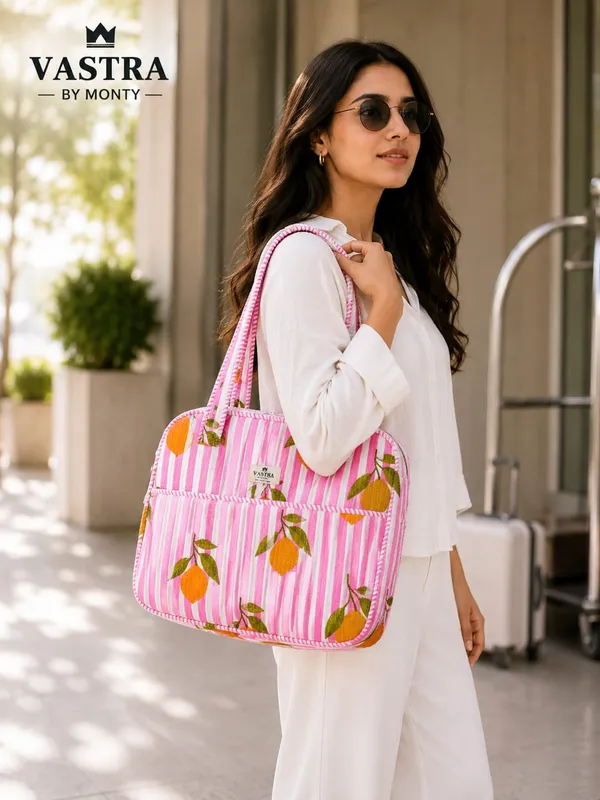 Pink_Stripe_Lemon_Cotton_Quilted_Laptop_Bag_For_Women_By_Vastra_By_Monty