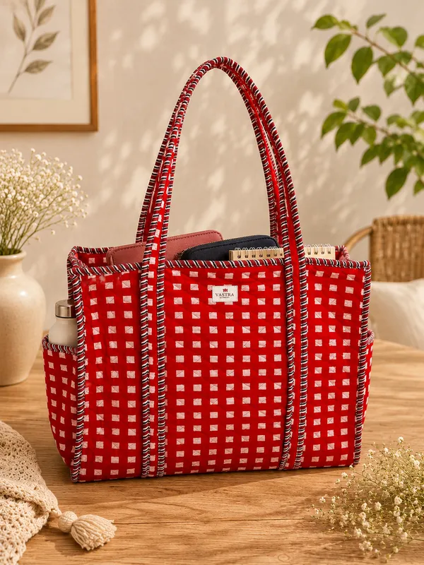 Red_Gingham_Cotton_Quilted_Tote_Bag