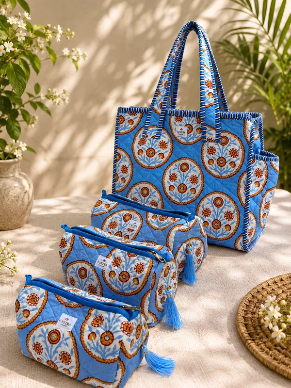Small_Floral_Motif_Tote_And_Pouch_Combo