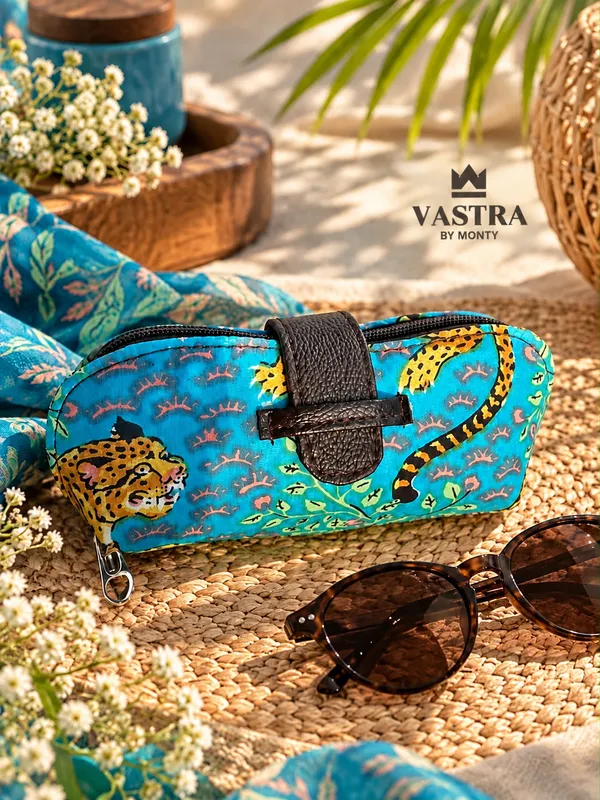 Sky-_Blue_Leopard_Print_Cotton_Handblocked_Structured__Sunglass_case