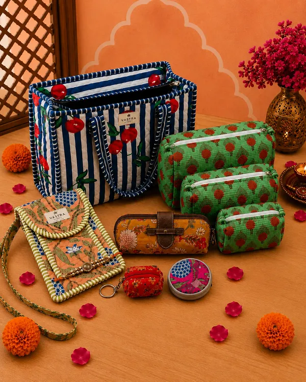 Diwali_Gift_Hamper_By_Vastra_By_Monty