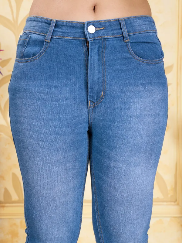 Light_Blue_Denim_Jeans_For_Women