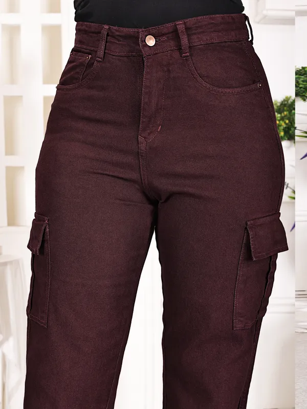 Maroon_Cotton_Cargo_Pants_For_Women