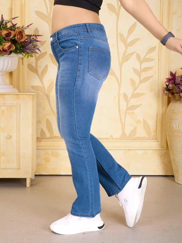 Light_Blue_Denim_Jeans_For_Women
