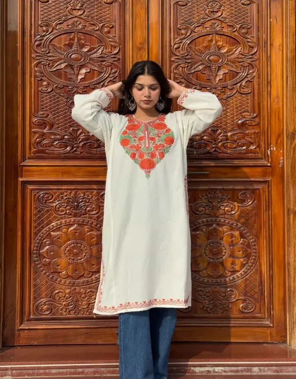 Yellow_And_White_Cotton_Striped_Kurti_With_Shoulder_Cut_Design_For_Women_Pack_Of_2