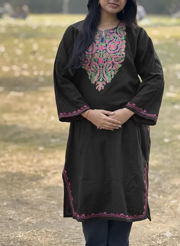 Deep_Black_Kashmiri_Embroidered_Kurti_Classic_Ethnic_Wear_For_Everyday_Elegance_For_Women