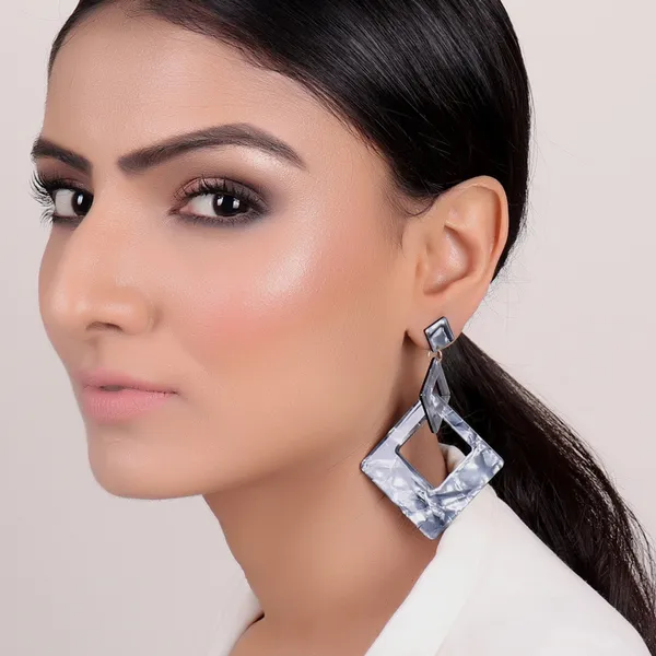 Multicolor_Silver_Steel_Silver_Danglers_For_Women