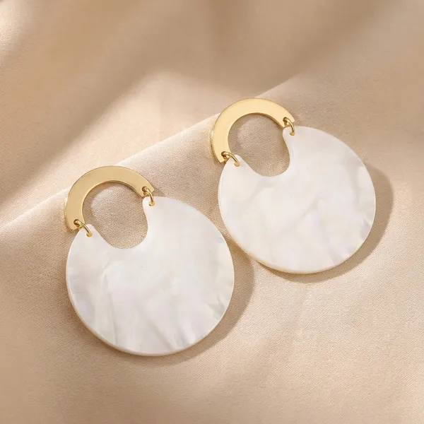 Gold_And_White_Gold_The_Moon_Crescendo_Earring_For_Women