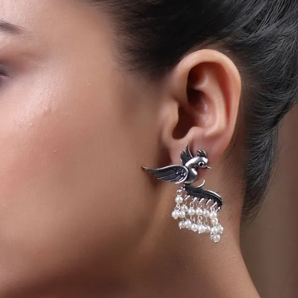 Multicolor_Pearls_Fly_With_The_Bird_Silver_Look_Alike_Earring_With_Pearls_For_Women