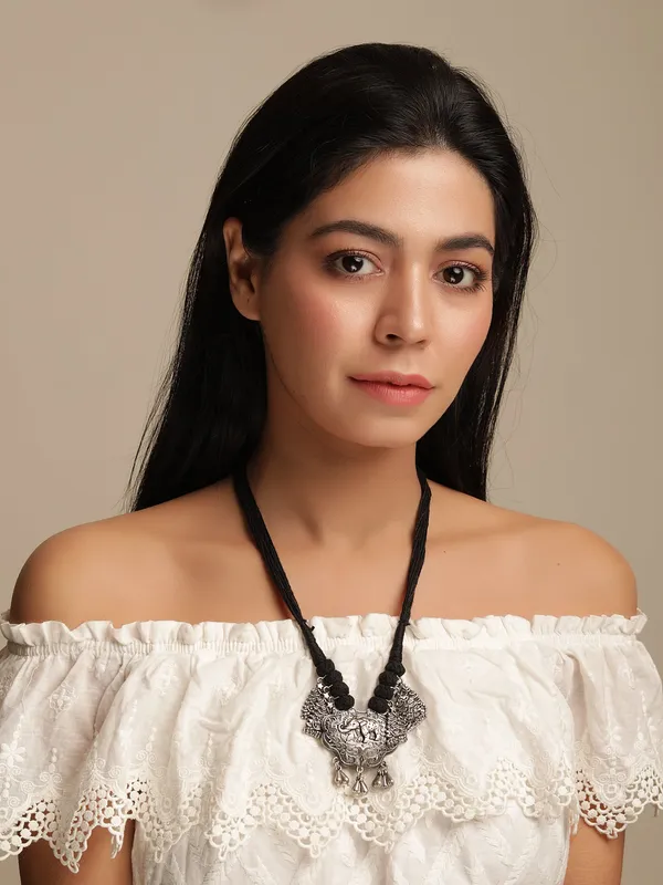 Multicolor_Brass_Tuskerwilderness_Brass_Necklace_For_Women