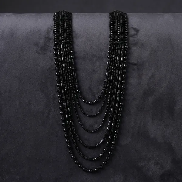 Red_And_Black_Beads_The_Maasai_Beaded_Long_Necklace_For_Women