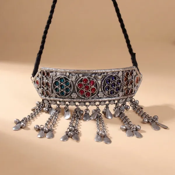 Multicolor_Metal_The_Tristar_Amulet_Choker_For_Women