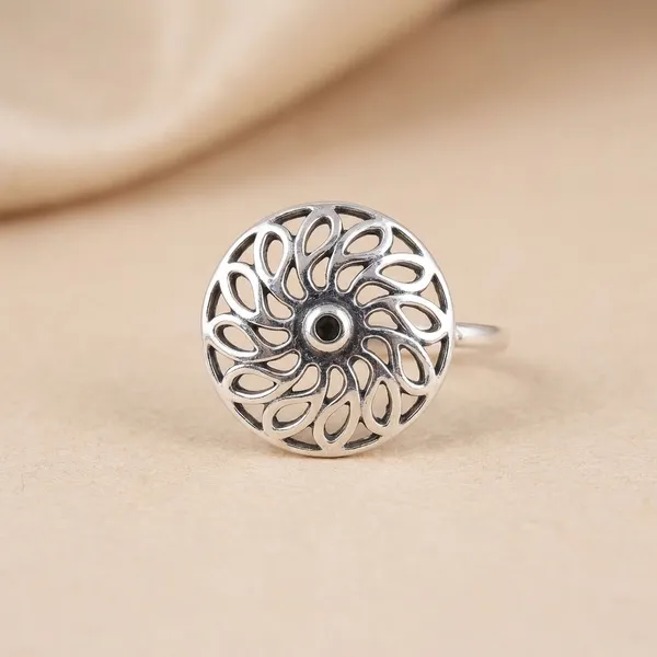 Multicolor_Silver_Flower_Charm_Nose_Pindual_Tone_For_Women