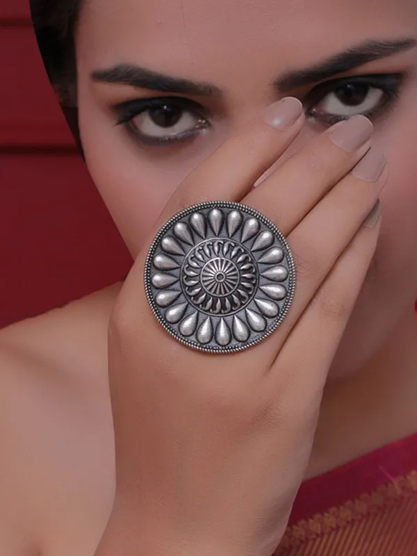 Silver_And_Red_Brass_The_Conoid_Brass_Ring_For_Women