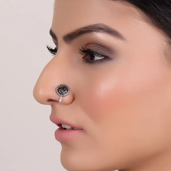 Multicolor_Gold_Duck_Charm_Nose_Pin_For_Women