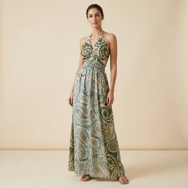 Backless_Dress