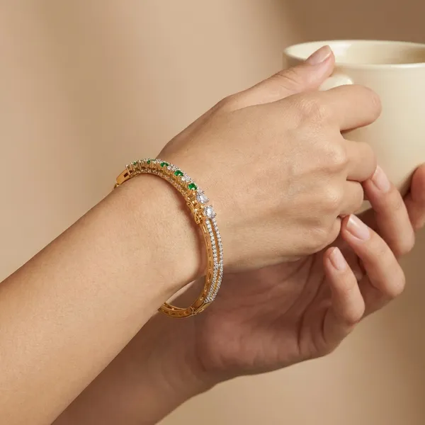 Gold_White_Cubic_Zirconia_Bracelet_For_Women