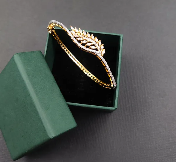 Gold_And_White_Cubic_Zirconia_Bracelet_For_Women