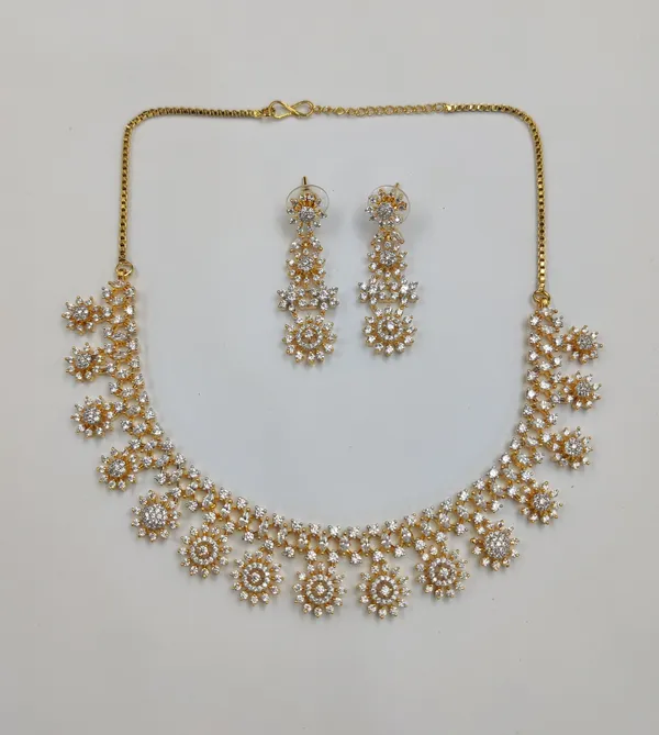 White_&_Gold_Cubic_Zirconia_Necklace_Set_For_Women