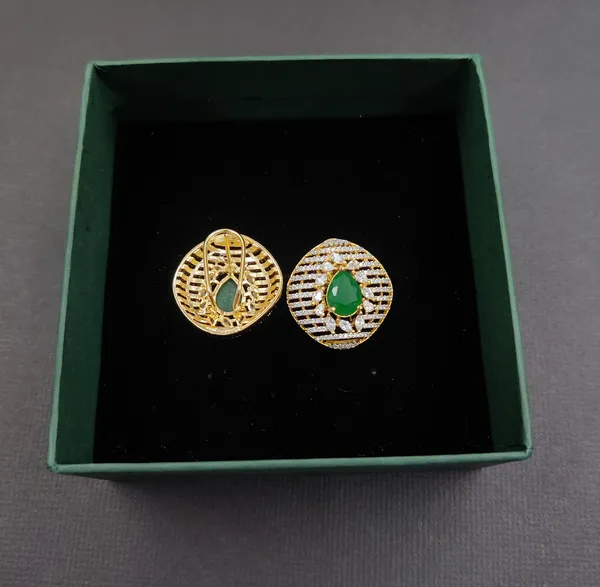 Green_Cubic_Zirconia_Studs_Earrings_For_Women