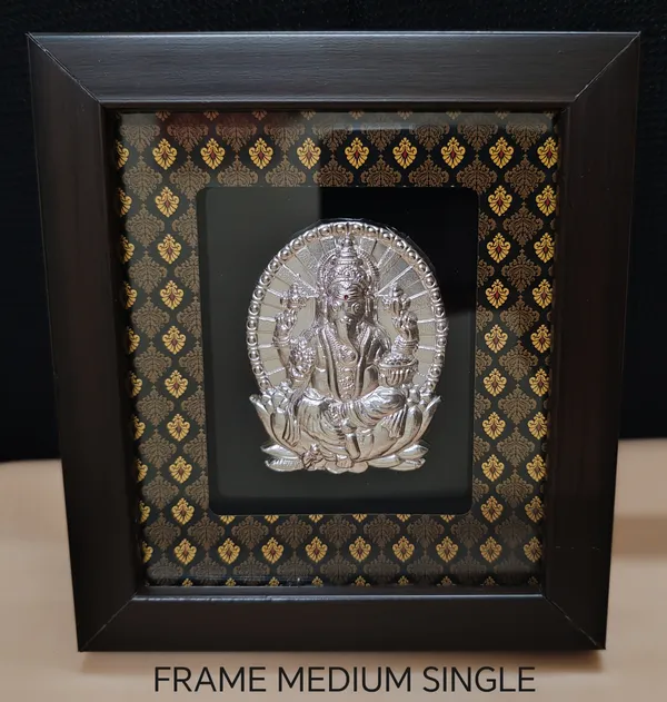 Silver_Deity_Relief_Frame_Medium_Single_With_Golden_Border