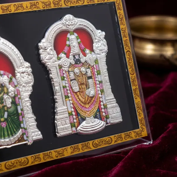 Divine_Balaji_Padmavathi_Acrylic_Wall_Frame_With_Golden_Border_Double_Deity_Religious_Decor
