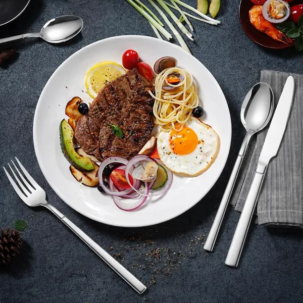 Stainless_Steel_Flatware_Set_With_Wooden_Box