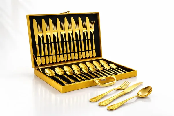 Stainless_Steel_Cutlery_Set_With_Storage_Case