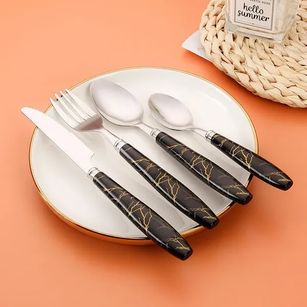 Stainless_Steel_Cutlery_Set_With_Stand
