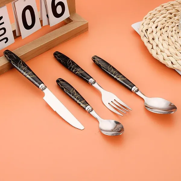 Stainless_Steel_Cutlery_Set_With_Stand