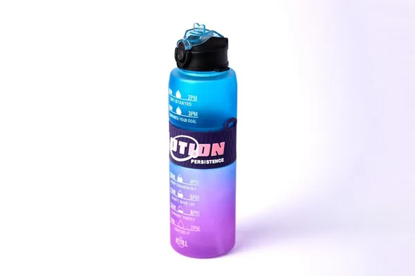 Water_Bottle_With_Time_Markers_And_Straw