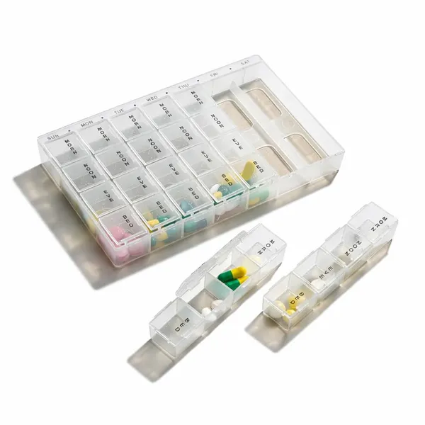 Weekly_Pill_Organizer_With_4_Compartments