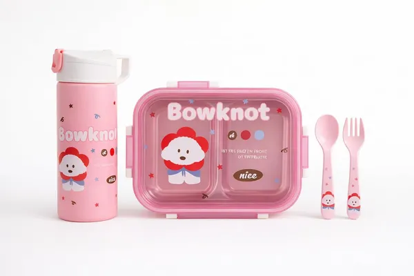 Kids_Lunch_Box_With_Water_Bottle