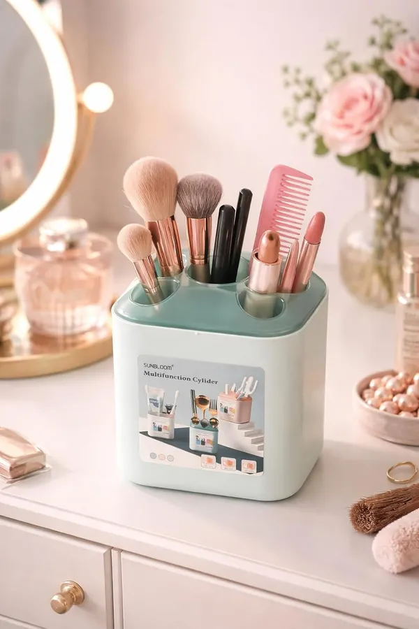 Toothbrush_Holder_With_Drain_Tray