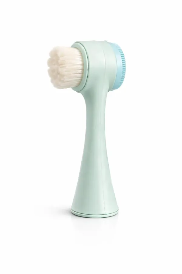 Facial_Cleansing_Brush_With_Silicone_Pad
