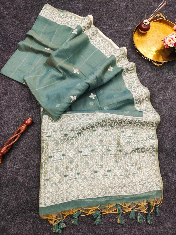Olive_Green_Chanderi_cotton_with_Jamdani_pallu.