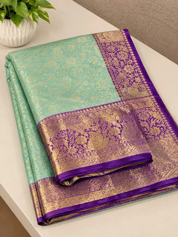 Vaishagri_Green_Kanjivaram_Silk_Saree_For_Women