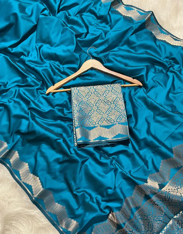Peacock_Blue_Banarasi_Semikatan_Silk_Saree_with_Blouse_Piece