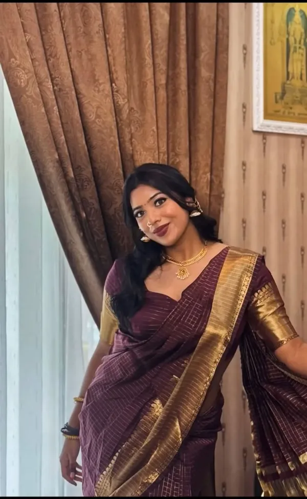Dark_Wine_Softy_Kota_Check_Silk_Saree_with_Blouse_Piece