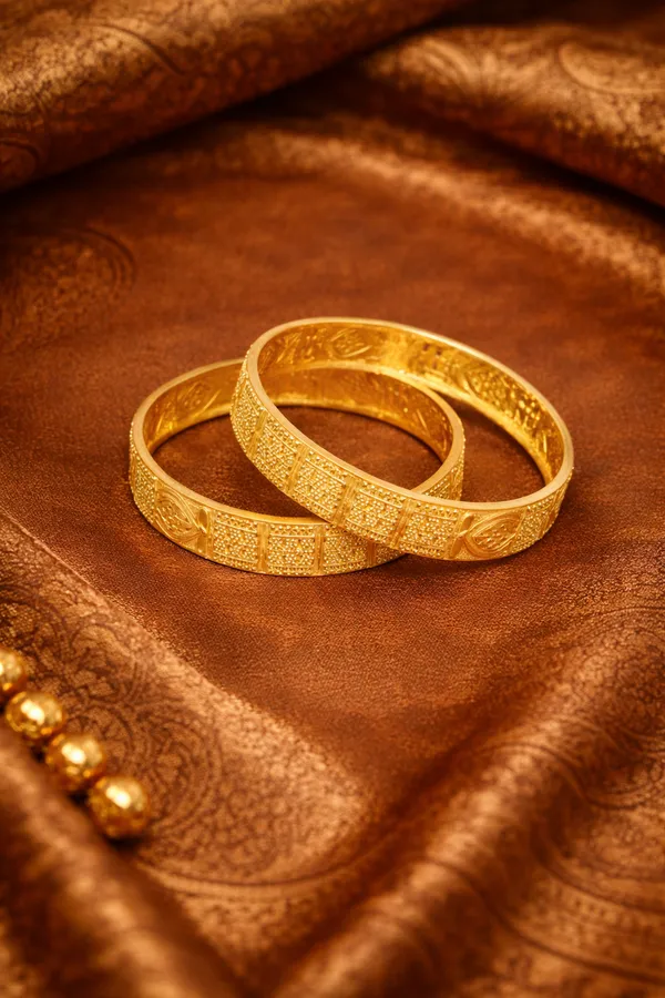 Gold_Mix_Alloy_With_Mixture_Of_Brass,_Copper_And_Silver_And_24_Carat_Gold_Plated_Premium_Bangles_Set_For_Women