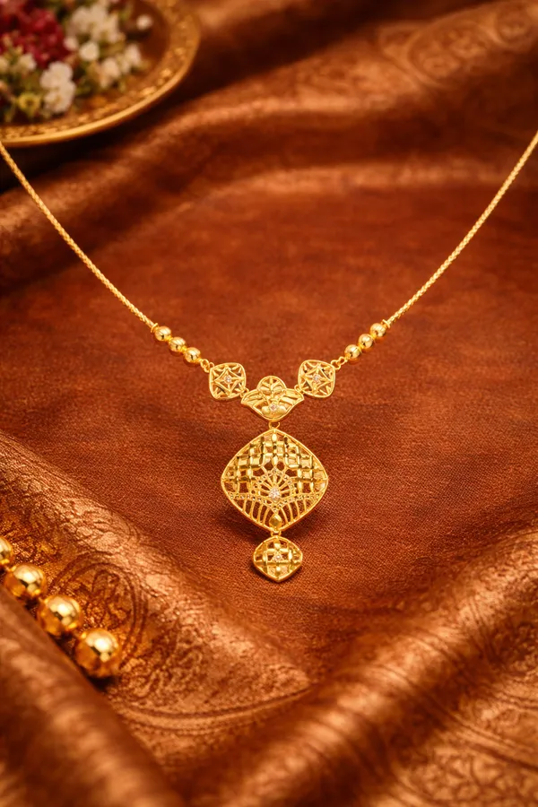 Gold_Mix_Alloy_With_Mixture_Of_Brass,_Copper_And_Silver_And_24_Carat_Gold_Plated_Premium_Chains_For_Women