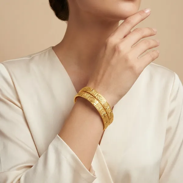 Gold_Mix_Alloy_With_Mixture_Of_Brass,_Copper_And_Silver_And_24_Carat_Gold_Plated_Premium_Bangles_Set_For_Women