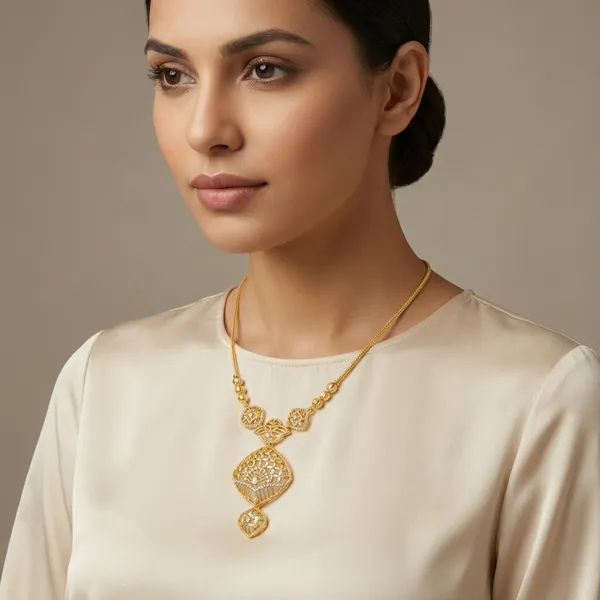 Gold_Mix_Alloy_With_Mixture_Of_Brass,_Copper_And_Silver_And_24_Carat_Gold_Plated_Premium_Chains_For_Women