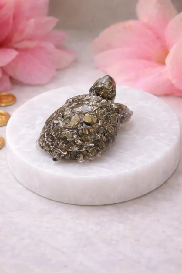 The_Abundance_Turtle_Good_Luck_Desk_Energizer
