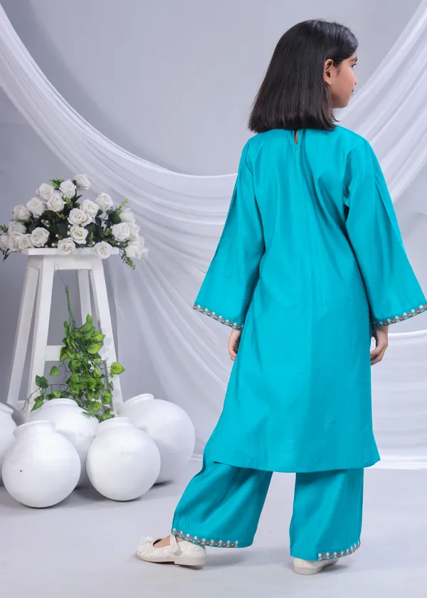 Sea_Green_Silk_Kurta_Set_For_Girls