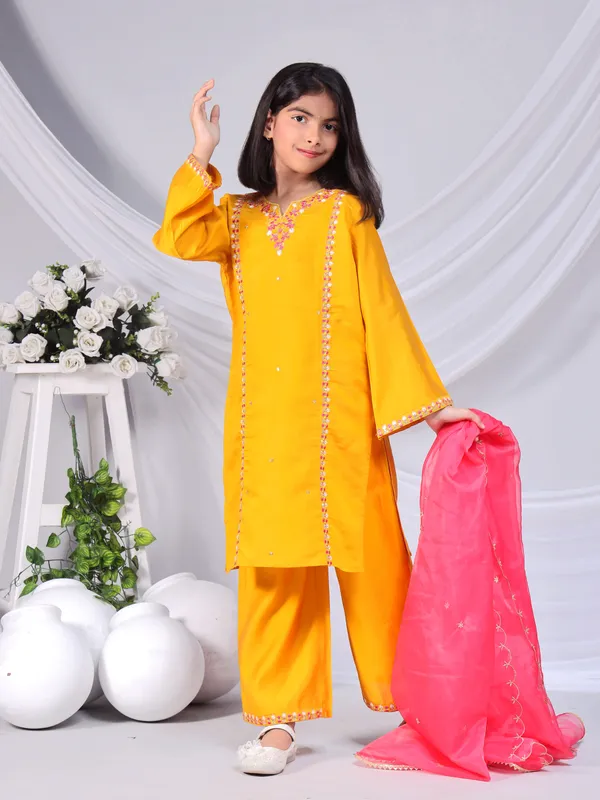Mustard_Silk_Kurta_Set_For_Girls